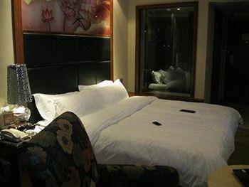 Nanchang Huayu New World Hotel Экстерьер фото