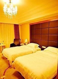 Nanchang Huayu New World Hotel Экстерьер фото
